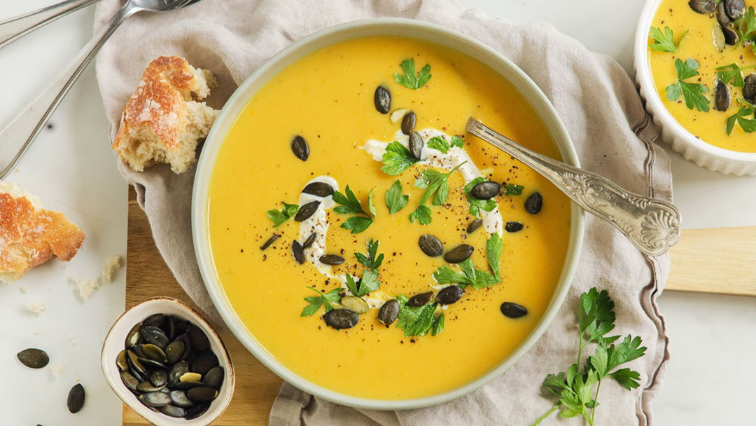Creamy yellow pepper soup