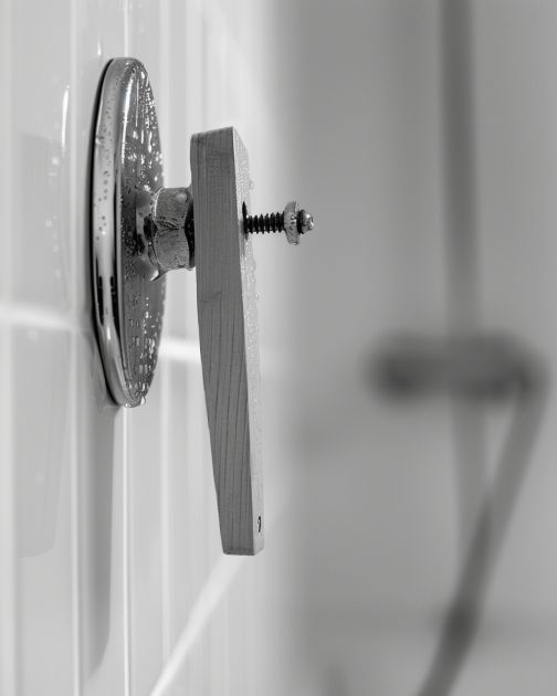 My roommate’s girlfriend stays over a lot and always leaves a clothespin on our showerhead. Every time! I don’t know her well enough to ask. What’s up with that?