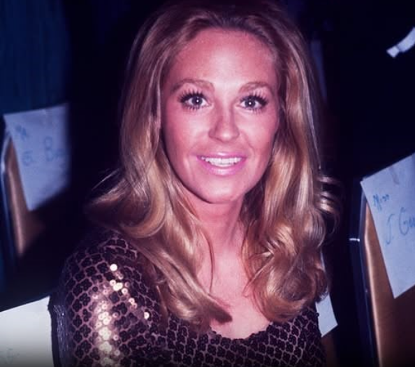 THE WOMAN WHO KEPT CAMELOTS GRACE!